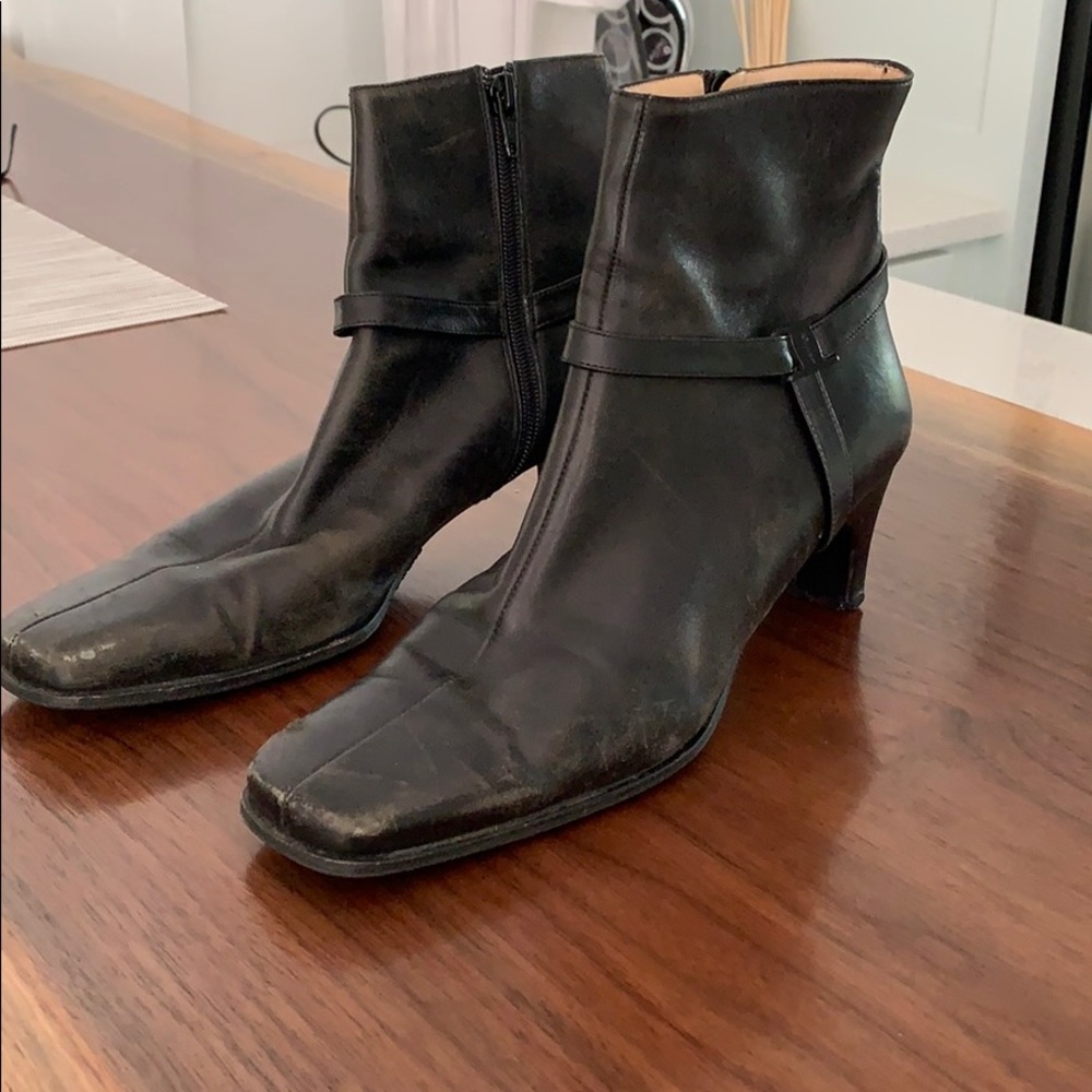 Vintage Salvatore Ferragamo Booties